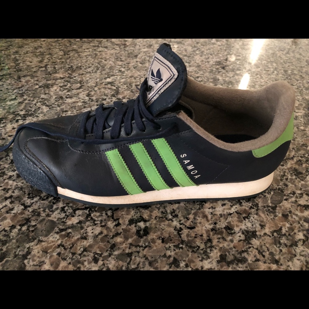 Women’s Adidas Tennis Shoes